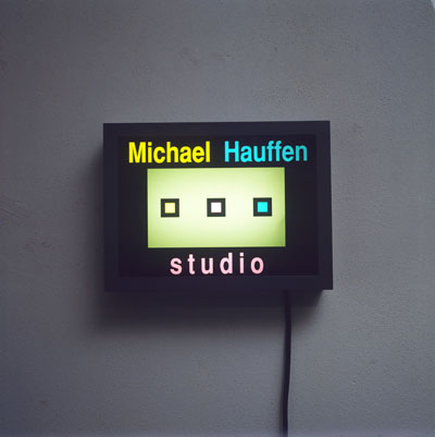 studio, 1990